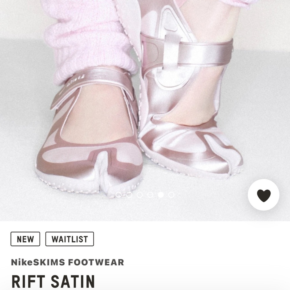 Nike Satin Rift Shoes in Silt Red